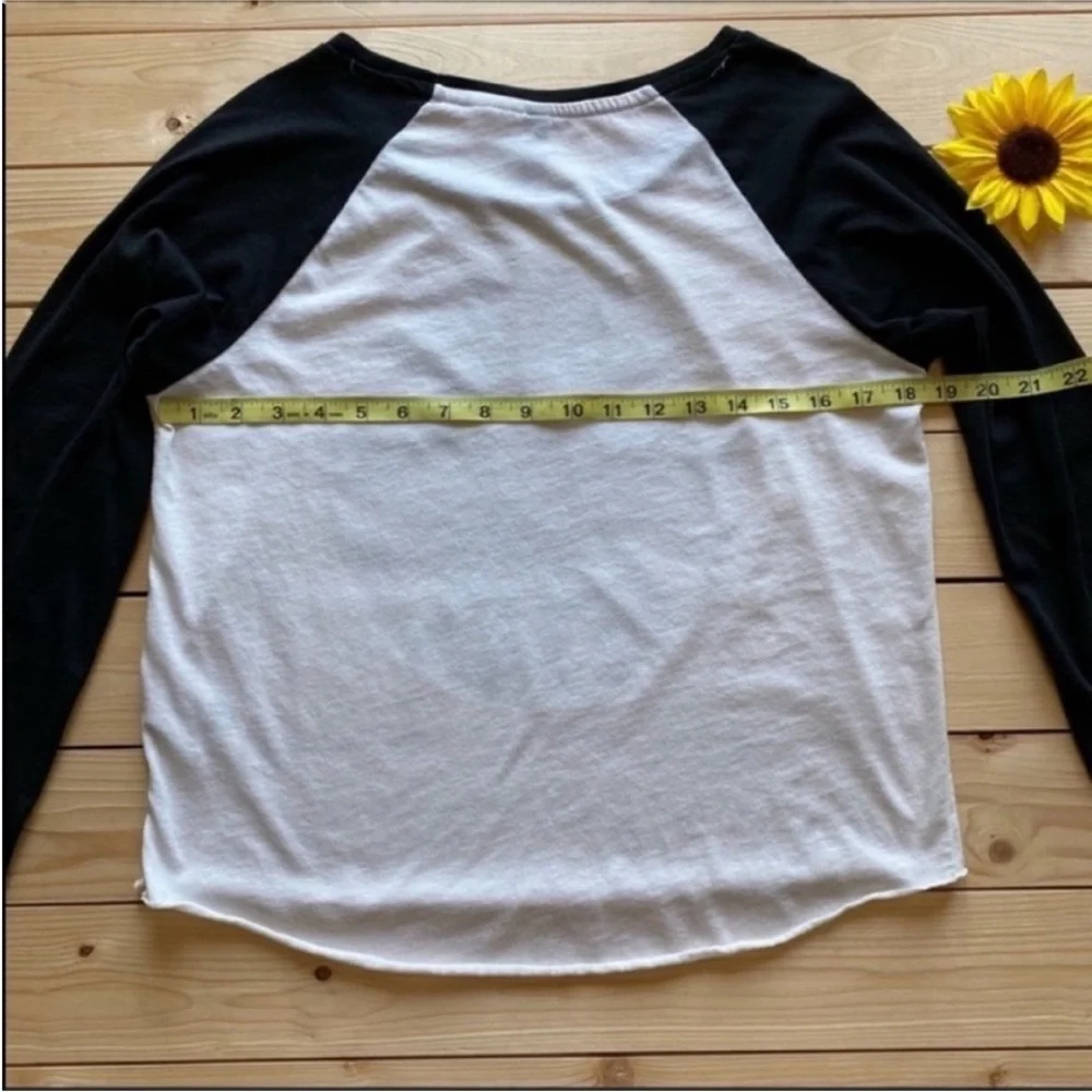 H&M Guns N Roses Top - Picture 2 of 5